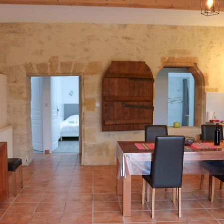 La Vigneraie De Laura: Gite Entre Vignes Et Chenes Sainte-Colombe  Exteriér fotografie